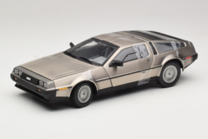 DeLorean DMC-12 Ezüst Sun Star 1:18 2703 Fém