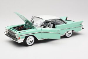 DeSoto Adventurer Zöld Road Signature 1:18 92738-R1 Fém – 2. kép a 8-ből