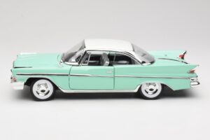 DeSoto Adventurer Zöld Road Signature 1:18 92738-R1 Fém – 4. kép a 8-ből