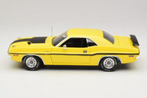 Dodge Challenger R/T NCIS TV Series Car Greenlight 1:18 12845 Fém – 4. kép a 8-ből