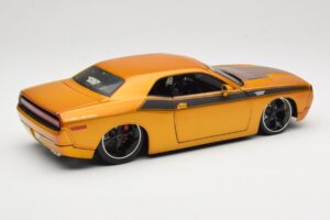 Dodge Challenger Concept Arany Maisto 1:18 31320 Fém – 3. kép a 8-ből