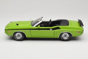 Dodge Challenger Kabrió Zöld Greenlight 1:18 12803-06G Fém – 4. kép a 8-ből