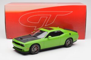 Dodge Challenger SRT Hellcat Zöld GT Spirit 1:18 GT168 Gyanta – 6. kép a 6-ből