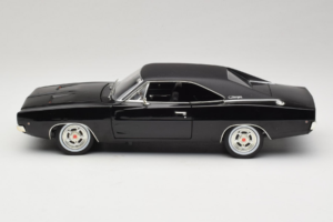 Dodge Charger R/T Steve McQueen Bullitt Movie Greenlight 1:18 12839 Fém – 4. kép a 8-ből