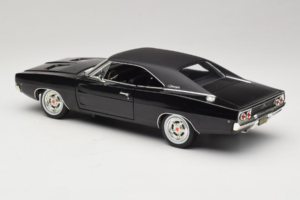 Dodge Charger R/T Steve McQueen Bullitt Movie Greenlight 1:18 12839 Fém – 7. kép a 8-ből