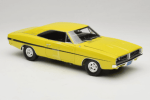 Dodge Charger R/T Sárga Dirty Mary Crazy Larry Auto World 1:18 AWSS101/06 Fém – 6. kép a 8-ből