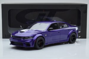 Dodge Charger Super Bee Lila GT Spirit 1:18 GT895 Gyanta – 6. kép a 6-ből