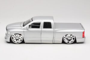 Dodge Ram Tuned Ezüst Jada 1:18 63162-SM Fém – 4. kép a 8-ből