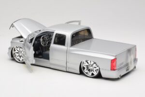Dodge Ram Tuned Ezüst Jada 1:18 63162-SM Fém – 5. kép a 8-ből