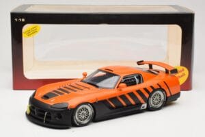 Dodge Viper Competition Coupe Go Man Go Orange AUTOart 1:18 80422 Fém – 6. kép a 6-ből