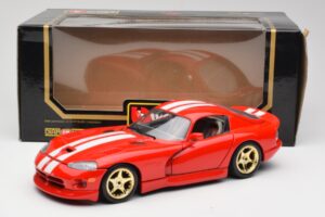 Dodge Viper GTS Piros Bburago 1:18 3075 Fém – 8. kép a 8-ből