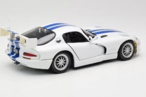 Dodge Viper GTS-R GT2 Fehér 1997 Maisto 1:18 50316 Fém – 3. kép a 8-ből