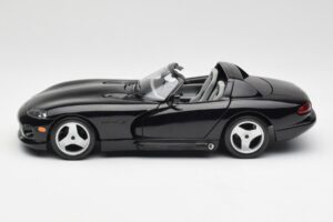 Dodge Viper RT/10 Fekete Bburago 1:18 3065 Fém – 4. kép a 8-ből