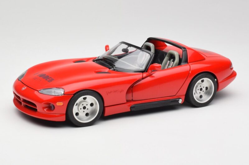 Dodge Viper RT/10 Piros Limitált Kiadás Bburago 1:18 3025 Fém