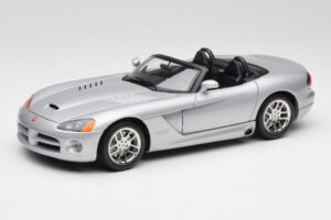 Dodge Viper SRT-10 Bright Ezüst Bburago 1:18 34908 Fém
