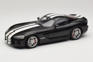 Dodge Viper SRT-10 Coupe Fekete AUTOart 1:18 71712 Fém