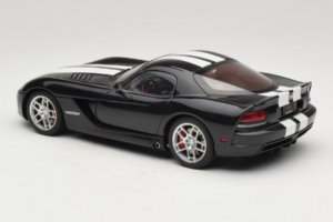 Dodge Viper SRT-10 Coupe Fekete AUTOart 1:18 71712 Fém – 7. kép a 8-ből