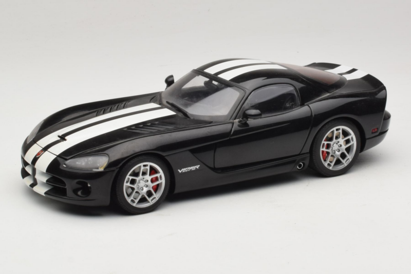 Dodge Viper SRT-10 Coupe Fekete AUTOart 1:18 71712 Fém