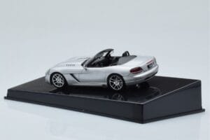 Dodge Viper SRT-10 Ezüst AUTOart 1:43 51703 Fém – 3. kép a 4-ből