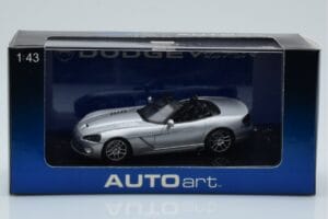 Dodge Viper SRT-10 Ezüst AUTOart 1:43 51703 Fém – 4. kép a 4-ből