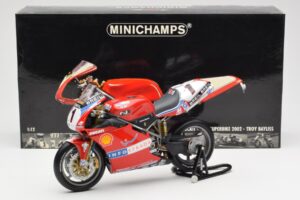 Ducati 998R WSB #1 T. Bayliss Ducati Infostrada 2002 Minichamps 1:12 122021201 Fém – 6. kép a 6-ből