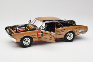 Oldsmobile 442 Hurst Hairy Olds Twin-Engine 4WD 1966 Highway 61 1:18 50089 Fém – 2. kép a 8-ből
