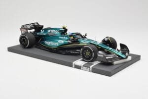 Aston Martin AMR23 #14 F. Alonso 3rd Place Saudi Arabian GP 2023 Minichamps 1:18 117230214 Fém – 4. kép a 7-ből