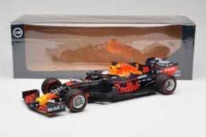 Aston Martin Red Bull Racing RB15 #33 M. Verstappen F1 2019 Minichamps 1:18 110190033 Fém – 7. kép a 7-ből