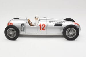 Auto Union Type C #12 H. Stuck Hungarian GP Budapest 1936 Minichamps 1:18 155361012 Fém – 3. kép a 6-ből