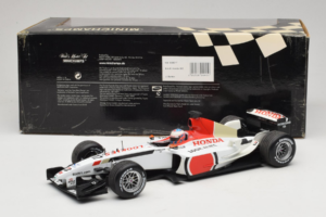 BAR Honda 005 #16 J. Button F1 2003 Minichamps 1:18 100030017 Fém – 6. kép a 6-ből