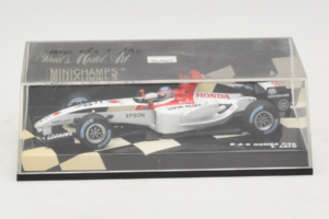 BAR 006 Honda #10 T. Sato BAR Honda F1 Team 2004 Minichamps 1:43 400040010 Fém – 4. kép a 5-ből
