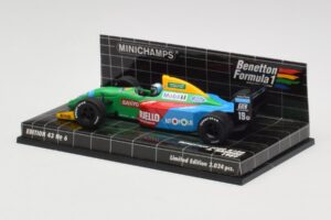 Benetton Ford B188 #19 A. Nannini Race Car 1988 Minichamps 1:43 400890119 Fém – 3. kép a 4-ből