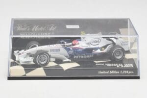 BMW Sauber F1.08 #4 R. Kubica Showcar 2008 Minichamps 1:43 400080084 Fém – 5. kép a 5-ből