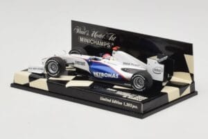 BMW Sauber F1.09 #4 R. Kubica Showcar 2009 Minichamps 1:43 400090075 Fém – 3. kép a 5-ből