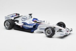 BMW Sauber F1.06 #17 J. Villeneuve F1 2006 Minichamps 1:18 100060017 Fém – 4. kép a 6-ből