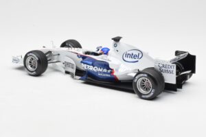 BMW Sauber F1.06 #17 J. Villeneuve F1 2006 Minichamps 1:18 100060017 Fém – 5. kép a 6-ből