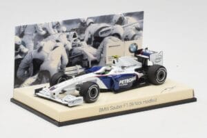 BMW Sauber F1.09 #6 N. Heidfeld F1 2009 v2 Minichamps 1:43 80422155795 Fém – 2. kép a 5-ből