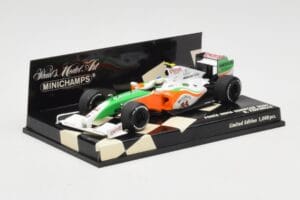Force India Mercedes VJM02 #21 G. Fisichella Showcar 2009 Minichamps 1:43 400090091 Fém – 2. kép a 5-ből