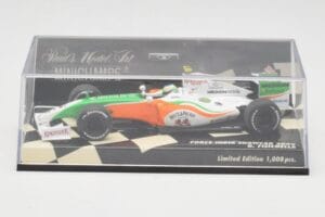 Force India Mercedes VJM02 #21 G. Fisichella Showcar 2009 Minichamps 1:43 400090091 Fém – 5. kép a 5-ből