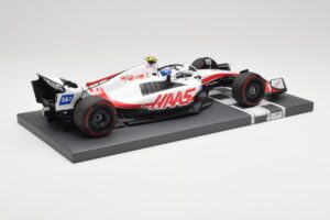 Haas VF-22 #47 M. Schumacher Brazilian GP 2022 Minichamps 1:18 117222147 Gyanta – 3. kép a 7-ből
