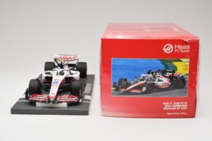 Haas VF-22 #47 M. Schumacher Brazilian GP 2022 Minichamps 1:18 117222147 Gyanta – 6. kép a 7-ből