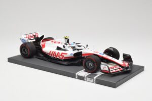 Haas VF-22 #47 M. Schumacher British GP 2022 Minichamps 1:18 117221047 Gyanta – 4. kép a 7-ből