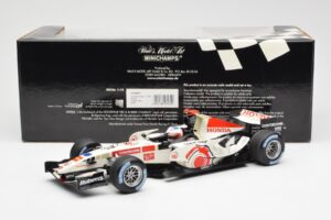 Honda Racing Team RA106 #11 R. Barrichello F1 2006 Minichamps 1:18 100060011 Fém – 6. kép a 6-ből