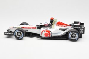 Honda RA106 Honda Racing Team R. Barrichello F1 Showcar 2006 Minichamps 1:18 08MF1-06B-CRB18 Fém – 3. kép a 6-ből