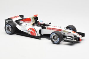Honda RA106 Honda Racing Team R. Barrichello F1 Showcar 2006 Minichamps 1:18 08MF1-06B-CRB18 Fém – 4. kép a 6-ből