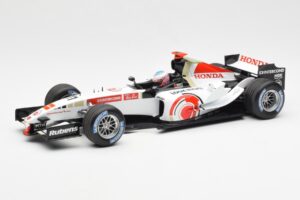 Honda RA106 Honda Racing Team R. Barrichello F1 Showcar 2006 Minichamps 1:18 08MF1-06B-CRB18 Fém