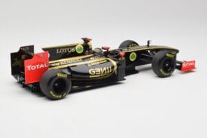 Lotus Renault GP R31 #10 B. Senna F1 2011 Minichamps 1:18 150110079-C1 Fém – 2. kép a 7-ből
