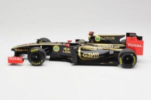 Lotus Renault GP R31 #10 B. Senna F1 2011 Minichamps 1:18 150110079-C1 Fém – 3. kép a 7-ből