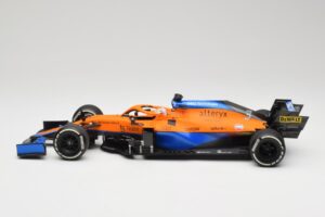 McLaren MCL35M #3 D. Ricciardo Italian GP Winner 2021 Minichamps 1:18 530213303 Gyanta – 3. kép a 7-ből
