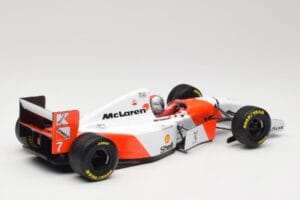 McLaren Ford MP4/8 #7 M. Andretti European GP 1993 Minichamps 1:18 530931827 Gyanta – 2. kép a 7-ből